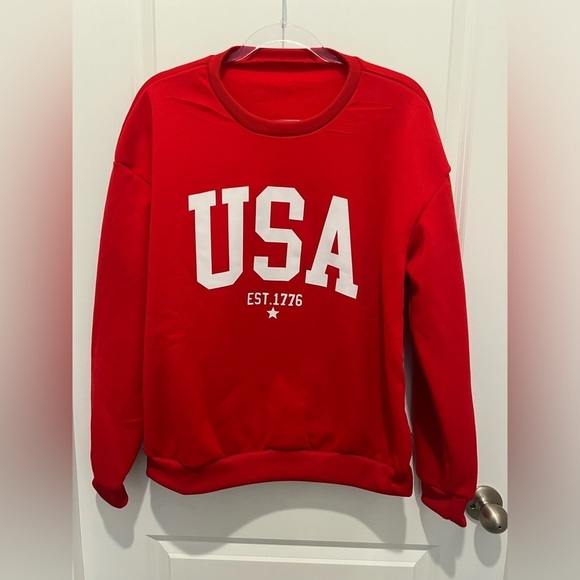 Red USA Sweatshirt Size Large NWOT - Picture 6 of 8